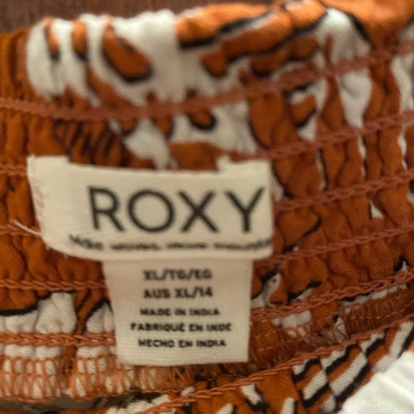 Floral Skirt - Picture 2 of 3